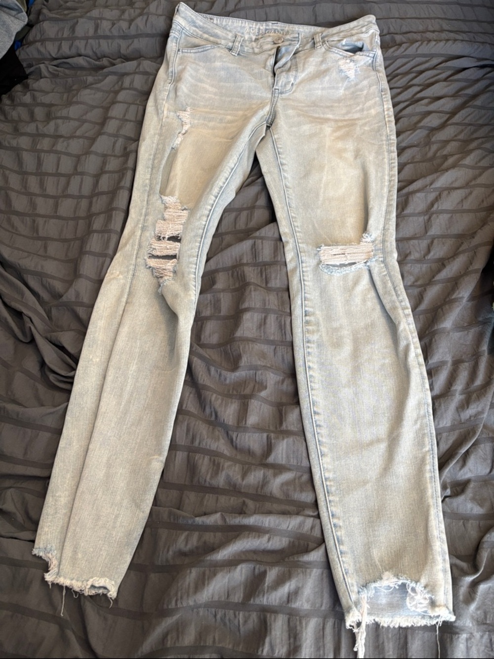 American Eagle Outfitters Light Blue Ripped Skinny Jeans